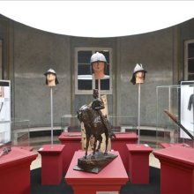 A huszárok életét mutatja be a Déri Múzeum új kiállítása