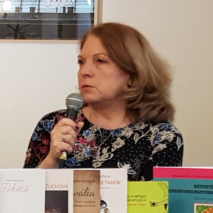 Nőírók magyarul: bemutatkozik a womanspress.sk