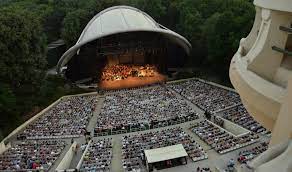 Kiállítás, koncert, táncjáték a Margitszigeti Színházban