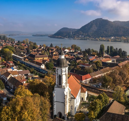 Koncertszínházi és kortárstánc-előadás a VéNégy Fesztiválon