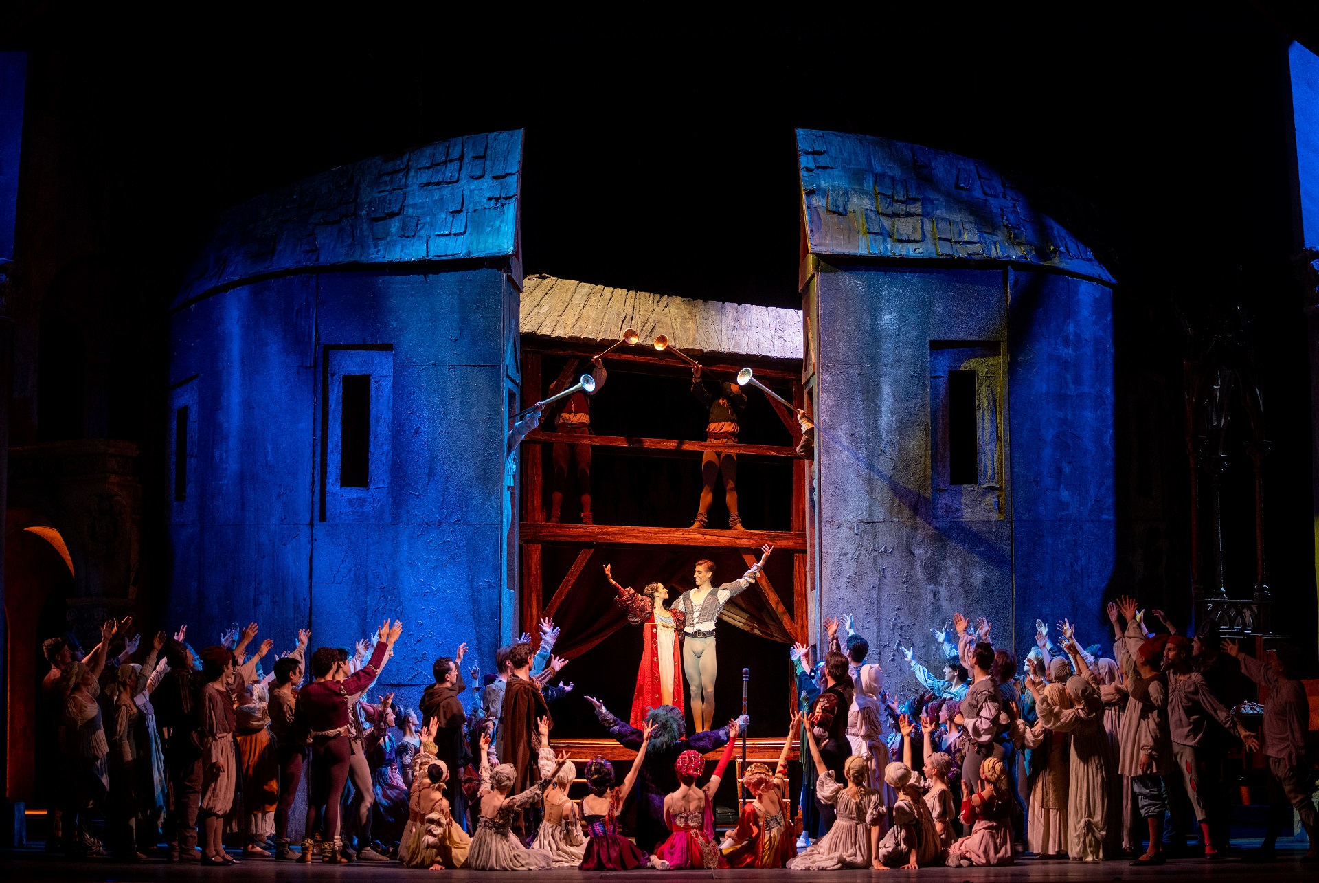 Rómeó és Júlia az Operában