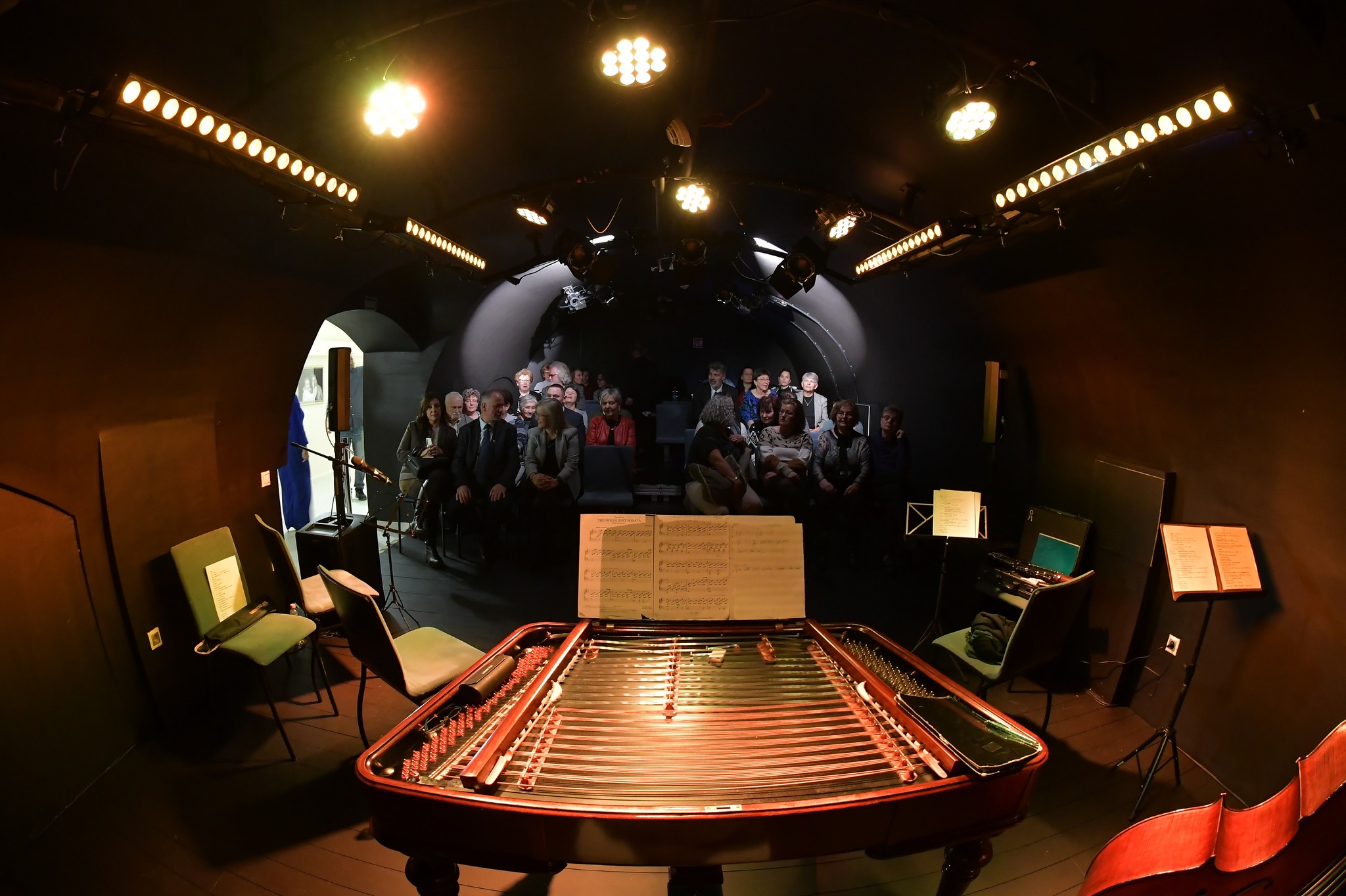 Új kamarateremmel bővült a szentesi színház