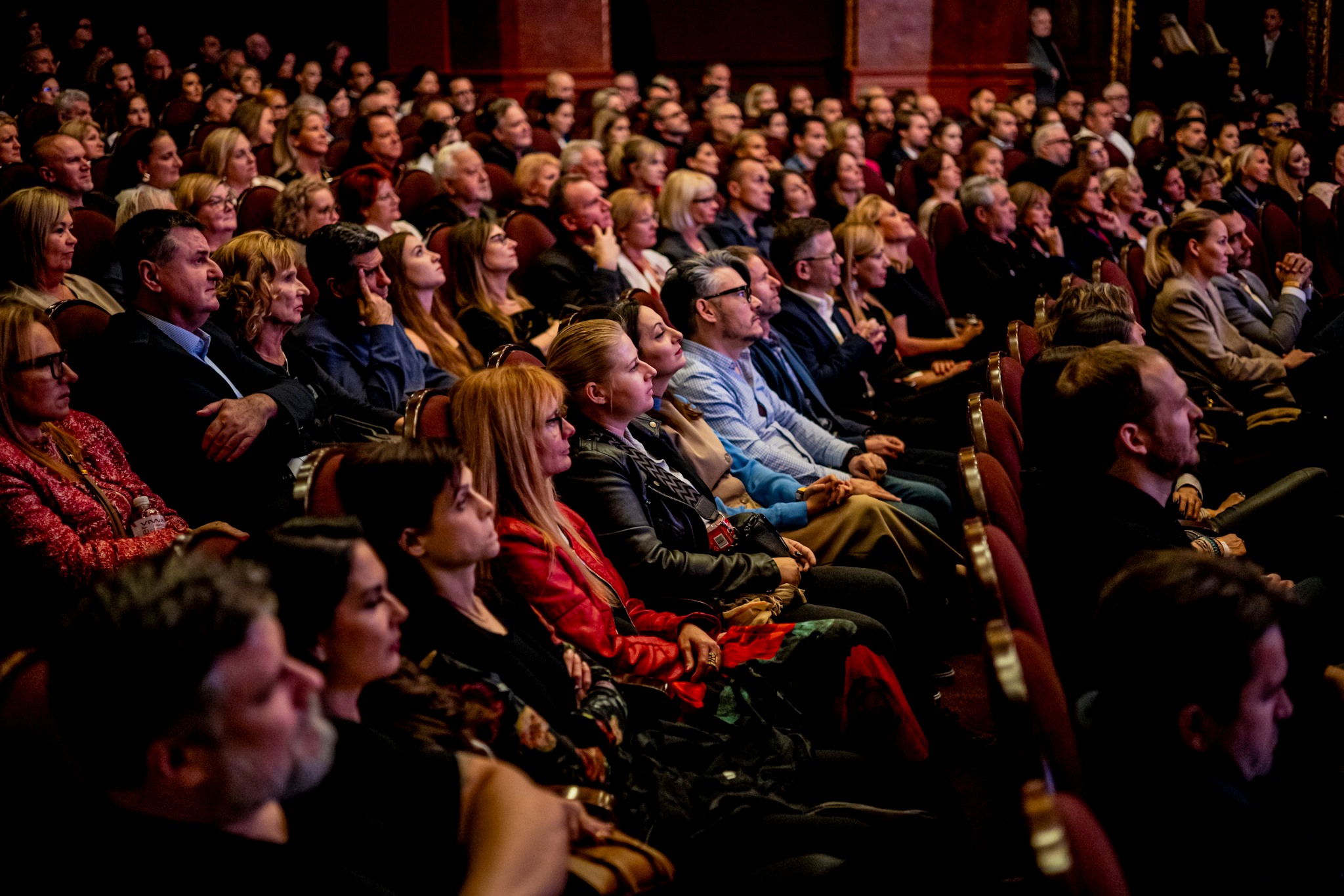 Alföldi vadnyugat, lecsúszott rockzenész és Curtis