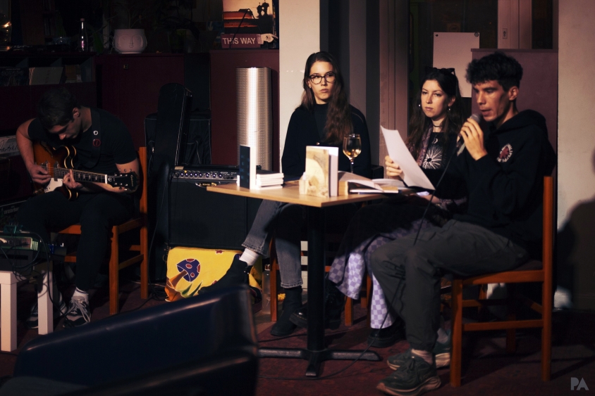 Szégyen és játék, ha találkoznak