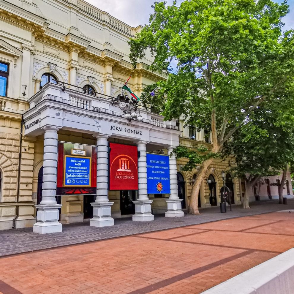 Rege a csodaszarvasról: színpadon Békéscsabán