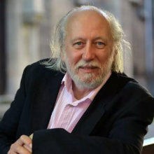 Díszdoktori címmel tünteti ki Krasznahorkait az ELTE