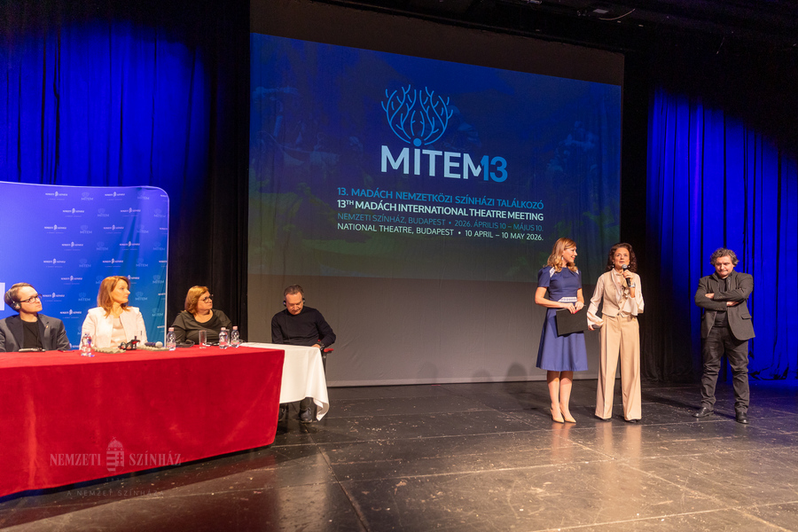 Nemzetközi színházi találkozó: április 10. - május 10.