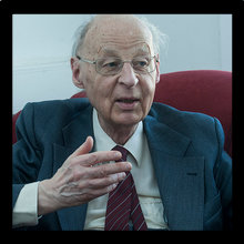 Elhunyt Ritoók Zsigmond