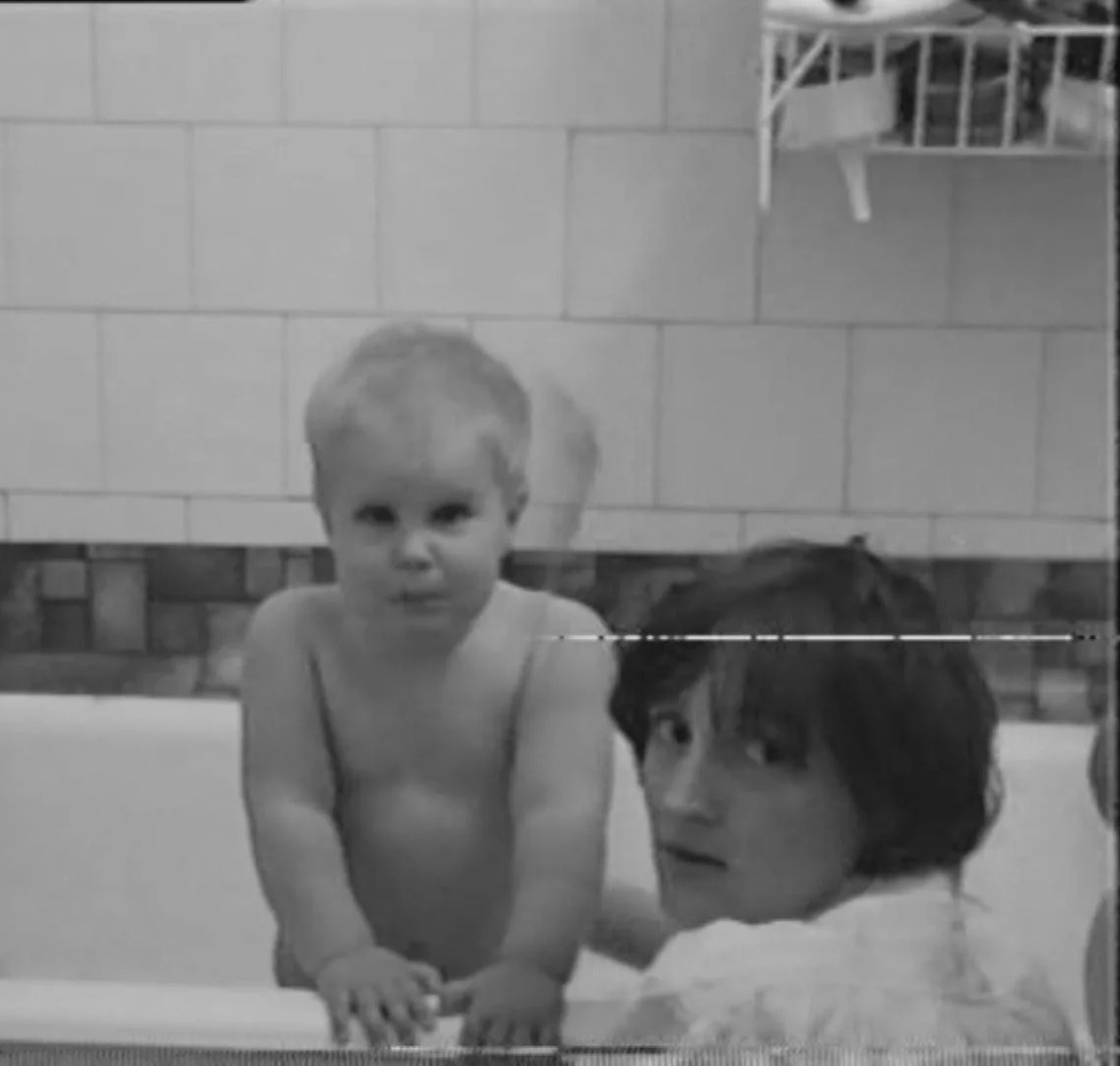 Újra a moziban a Szia Sári!