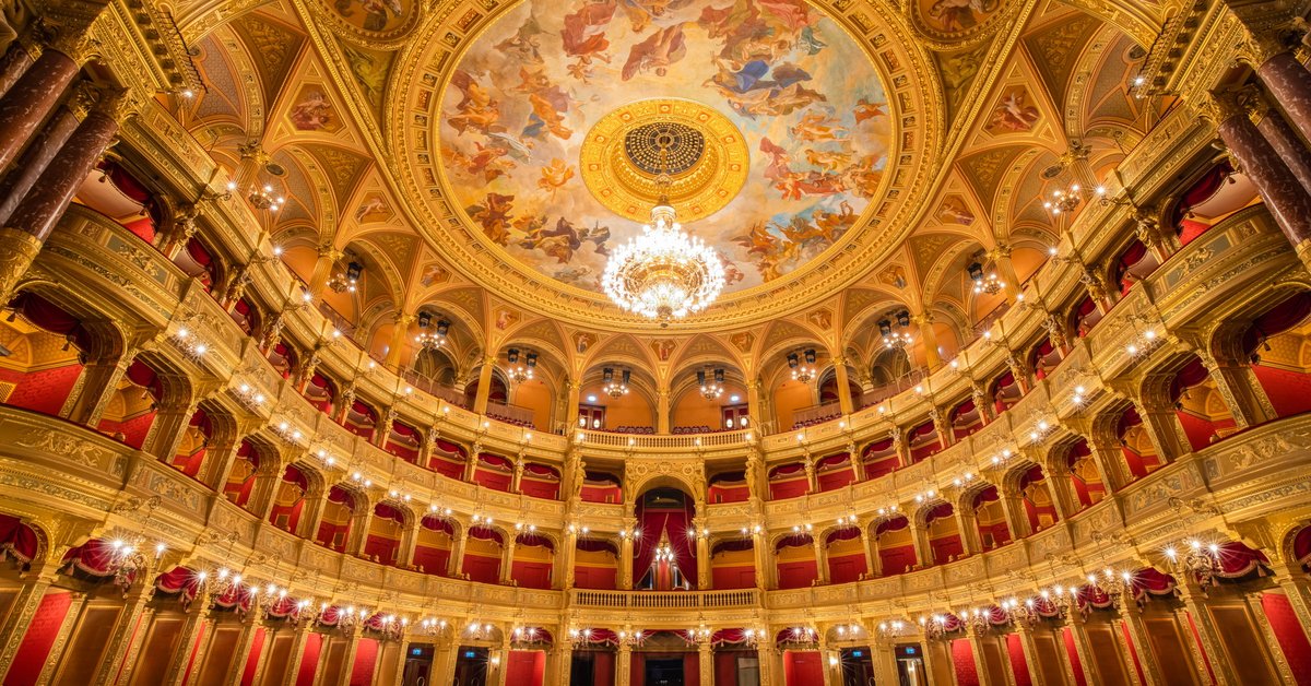 Új emlékgyűjtemény az Opera kiállítóterében