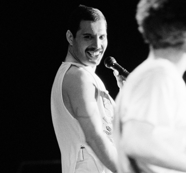 Denis O'Regan-kiállítás a Magyar Zene Házában