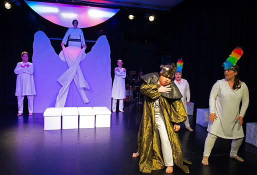 Biblia show címmel látható a Baltazár Színház előadása