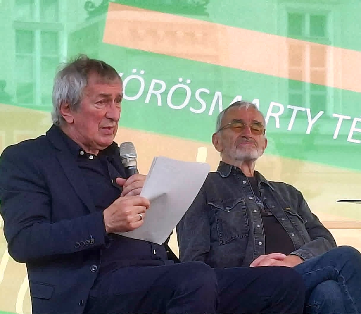 Varázslatos epika a modernség végvidékén