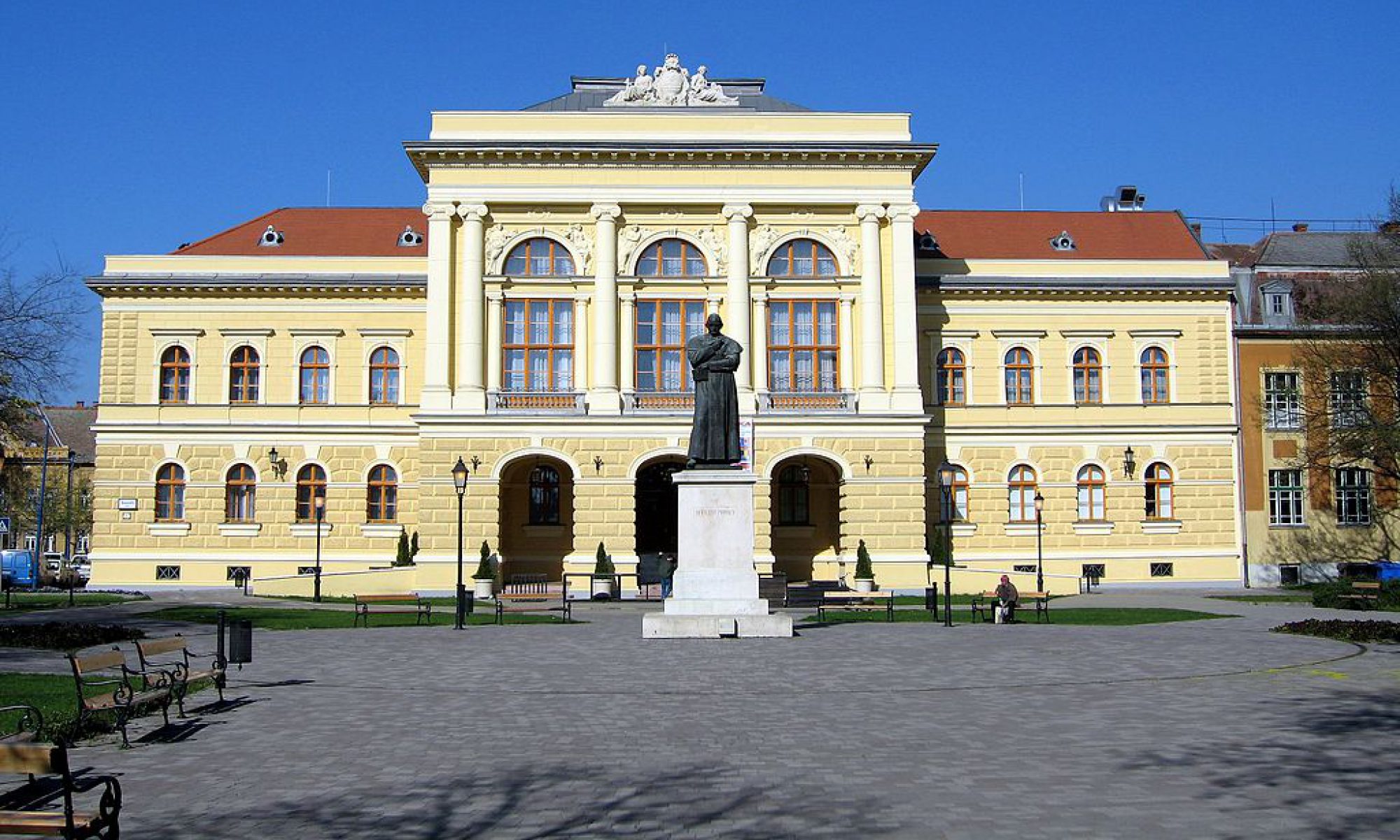 Zsille Győző a szentesi Koszta Múzeumban