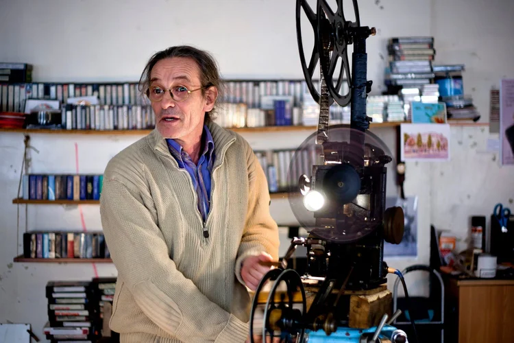 Júliusban jön a II. Szirtes András Kísérleti Filmszemle
