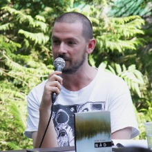 Megérkezni az irodalomba