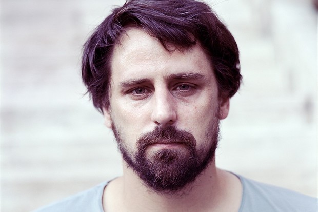 Reisz Gábor Földszint című filmjét október elsejétől vetítik
