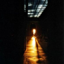 Zárás előtt, Musée du Louvre