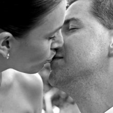 Black and white kiss