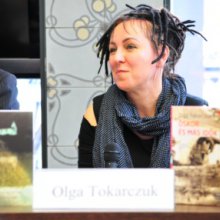 Macondó innen nézve messze van – Interjú Olga Tokarczukkal