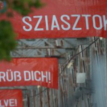Lyukat beszélünk a hasadba!