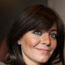 Hiszek a költészet erejében