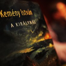 Oroszlán a nyelvrács mögött