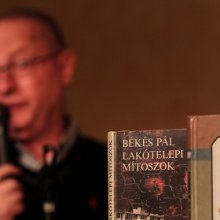 Békés Pál: profiként kezdte, majd író lett belőle