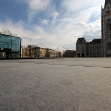 Csak nyugodtan a Kossuth téren