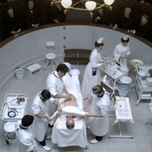 "A gyógyítás nem volt mindig tudomány" – Startol A sebész