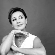 Rost Andrea a bécsi Csárdáskirálynő főszerepében