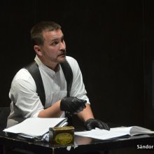 Sokkolt és nyert A párnaember
