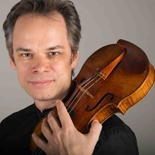 Dzsesszműsorral érkezik Benjamin Schmid a pécsi Kodály Központba