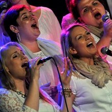 Fekete és fehér gospel Solymáron