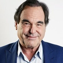 Oliver Stone filmdrámát rendez Benicio Del Toro főszereplésével