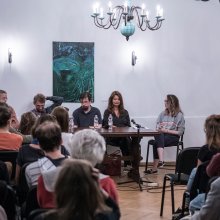 Idebent villámlik
