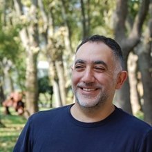 Hashim Sarkis a 17. Építészeti Biennále kurátora
