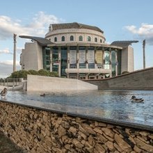 Ingyenes előadások hátrányos helyzetű felnőtteknek a Nemzeti Színházban