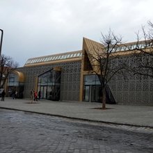 Pécsi társasház és nagykőrösi piaccsarnok nyerte idén az Év háza díjat