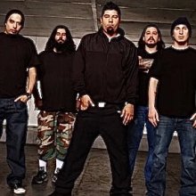 Jövő júniusban Deftones!