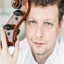 Várdai István szólójátékával indítja az évadot a Liszt Ferenc Kamarazenekar