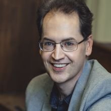 Várjon Dénes és a Bécsi Kamarazenekar