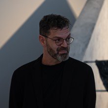 Gergye Krisztián táncművész akvarelljeit állítják ki Szentendrén