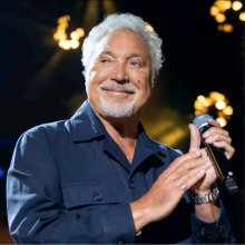 Tom Jones júliusban az MVM Dome-ban lép fel