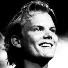 Avicii családja eladta a zenész felvételeinek szerzői jogait