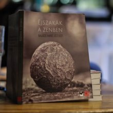 A hierarchizálatlan világ nyugalma