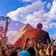 Arctic Monkeys és Guns N' Roses is ott lesz Glastonbury-ben