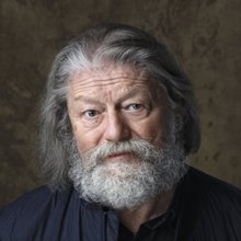 Hegedűs D. Géza életműkoncert a Vígszínházban
