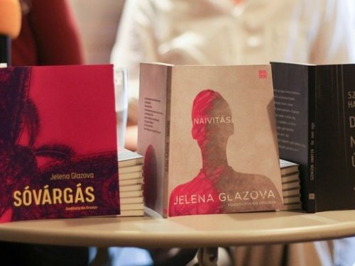 Vers, performativitás és a mindennapi világ képei