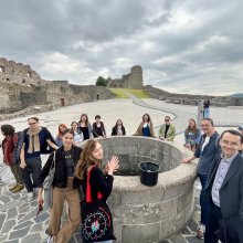 A nyelv határán, a traumák tükrében